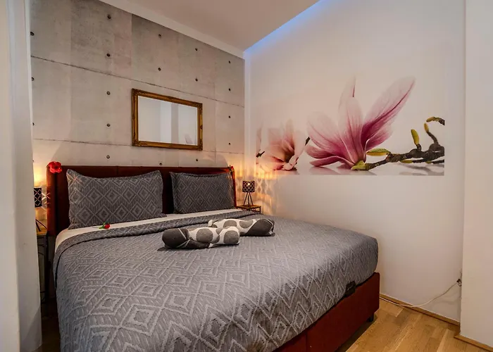 Premium For 4 Near Westbahnhof & Mariahilfer Strasse *