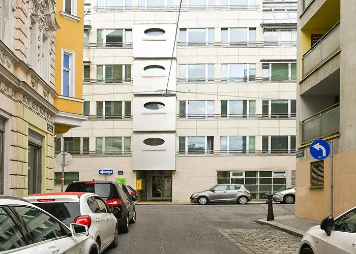Apartment Premium For 4 Near Westbahnhof & Mariahilfer Strasse *